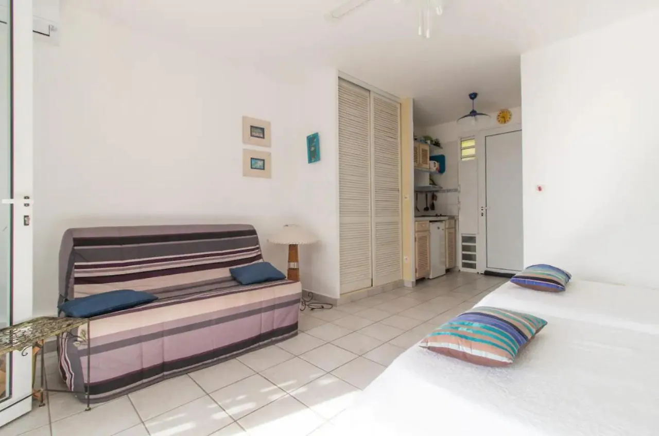 Apartament Un Pied-A-Terre Face A La Marina Le Marin